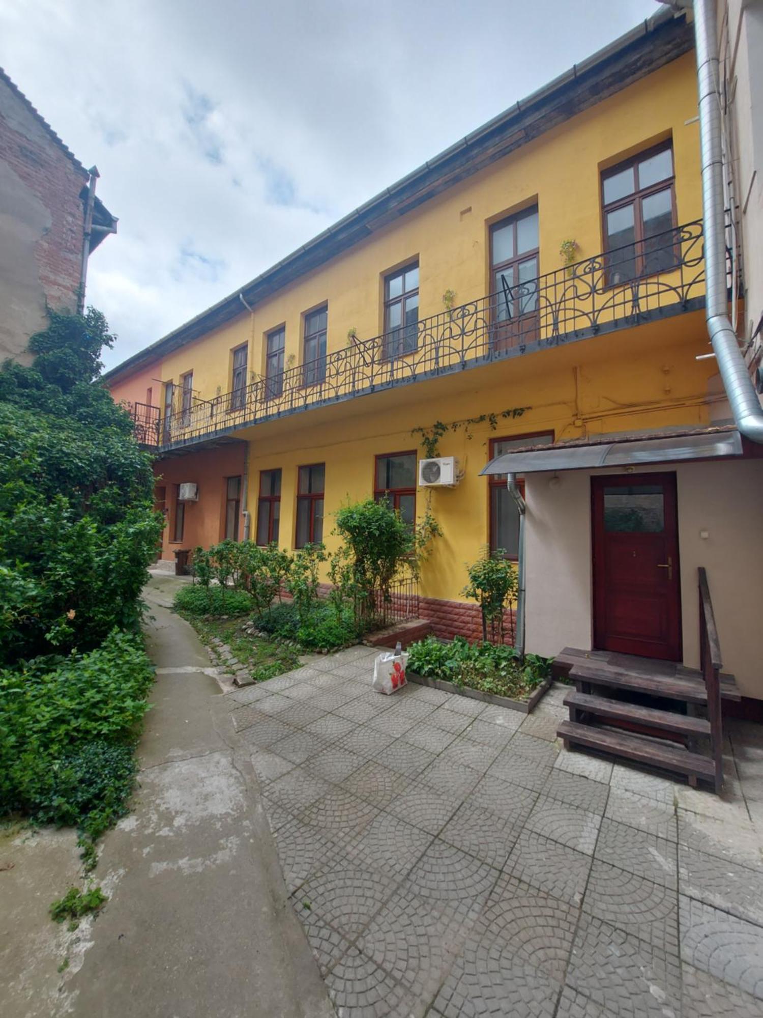 Darris Apartament Ultracentral Орадя Екстер'єр фото